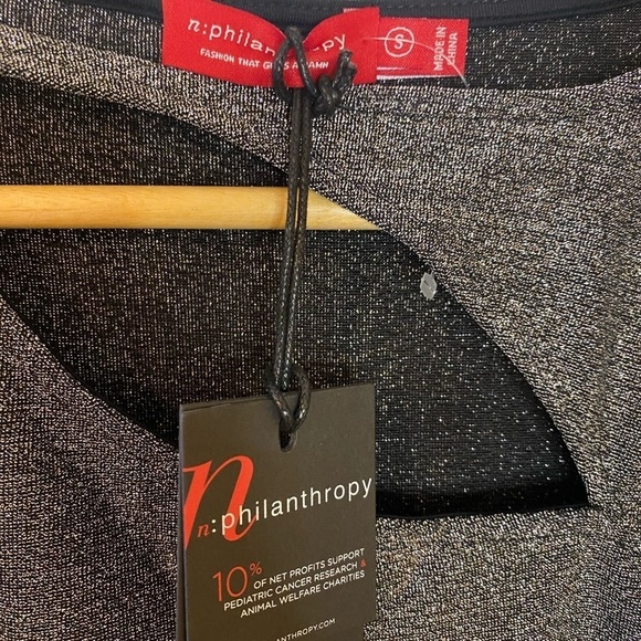 NWT n:Philanthropy Delia Silver Metallic Cutout Long Sleeve Top - Picture 3 of 8
